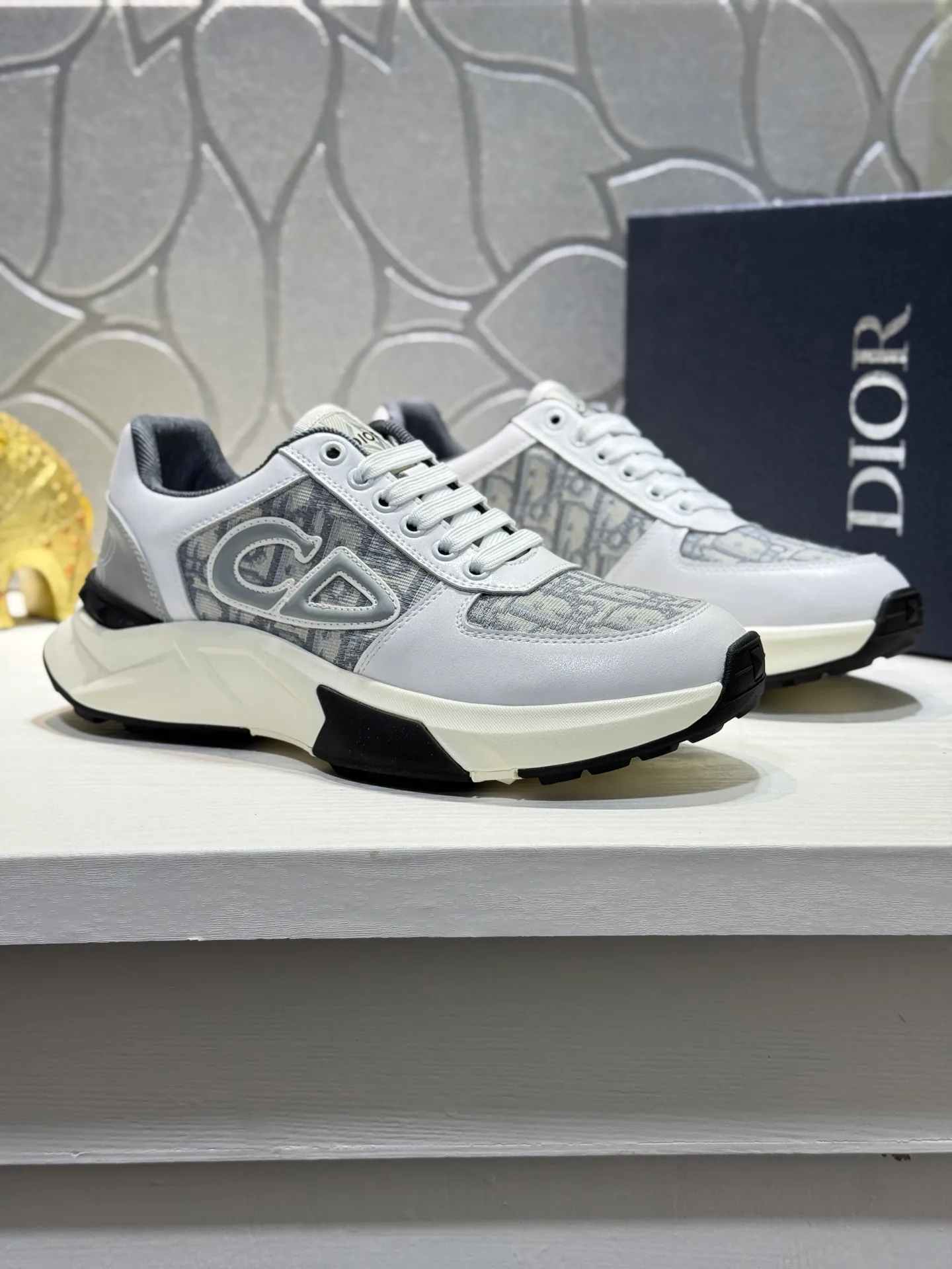 Men's shoes 💰440 [New style] 🐞🐞Original quality! Dior🔥Christan Dior (Dior) hot style [new style]⚠⚠️Top purchasing agent🔍🔍Men's HK counters are on sale simultaneously. Sole: The original sole is specially provided by the original factory. The exclusive movable molded sole is super comfortable. The original factory follows the order. 🔍🔍The high-quality multi-color splicing design is exquisite and unique. 💪Details determine the quality. We only make shoes with care. You can enter and leave the counter at will. Welcome to compare 🇮🇹 Size: 38-44 (45 customized